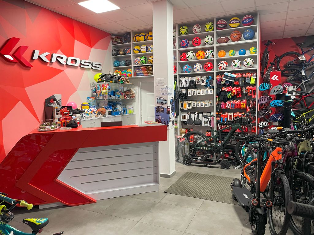 Wnętrze sklepu rowerowego